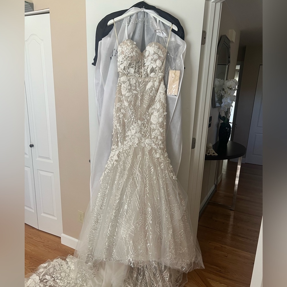 BERTA BRIDAL 19-110 Athens Collection STUNNING gown wedding dress! - Picture 10 of 17